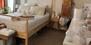 Em McKinnon's room