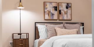 Tomic Properties's room