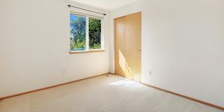Thien's room