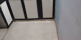 Sumi Dixit's room