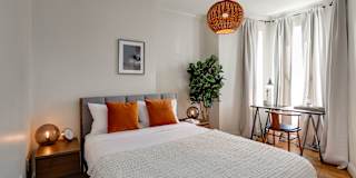 Sam June's room