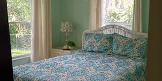 Lynda's room