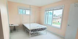 Yuna's room