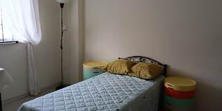 Yen's room