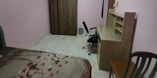 Farooq's room