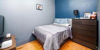 Linh's room