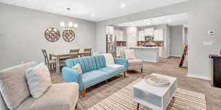Alcove Rooms's room
