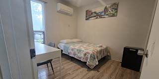 Kenderson's room