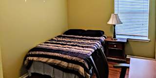Akbar's room