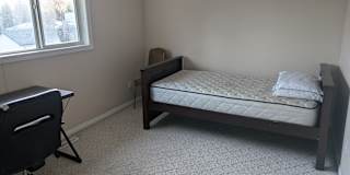 Ken's room
