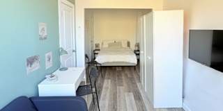 HelloMontreal's room