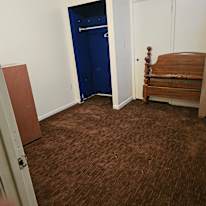 Ken's room