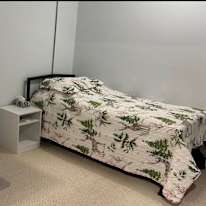 Omer Ramon Esteron's room