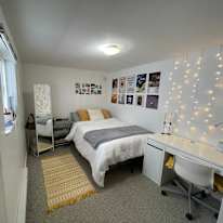 Evelyn's room