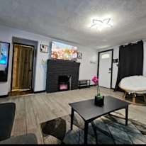 Nana's Village's room