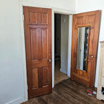 Clinton L Thompson's room