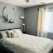 Luis's room