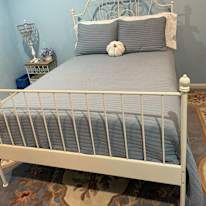 Carmen's room