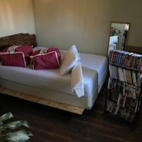 Dee's room
