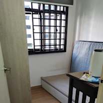 Daren's room
