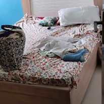 Sakshi mittal's room