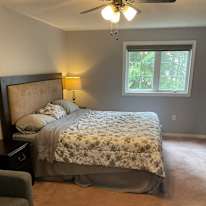 Hamilton Mountain's room