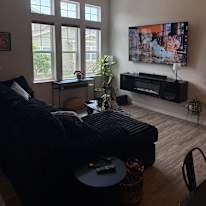 Matthew Gonzales's room