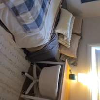 Liz's room