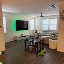 Mo's room