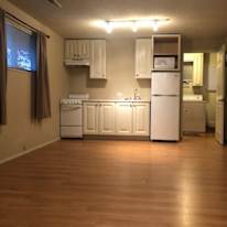 Room for rent's room