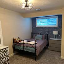 Eric Hanson's room
