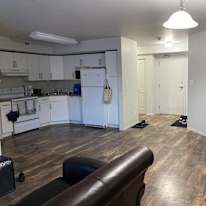 Kaymin Lemoine's room