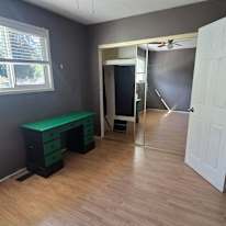 Camil's room