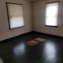 Rolonda's room