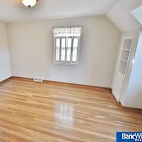Petra's room