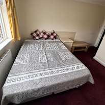 Sam M's room