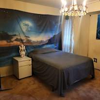 Eddy's room