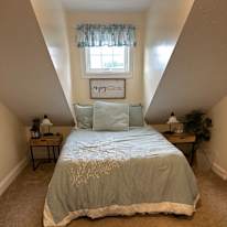 Jennfer's room