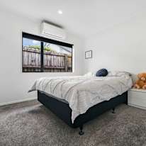 GentleGiant's room