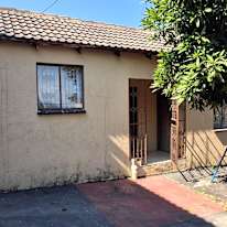 Siyabonga's room