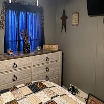 Melissa's room