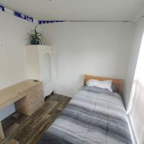 Alan Teiv's room