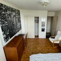Ron's room