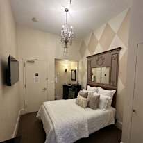 Husyar Koleoglu's room