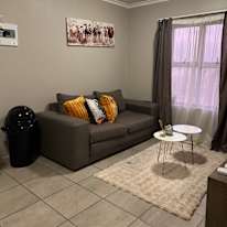 Alutho's room