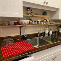 Marie Raymonde Joceline Dupuis's room