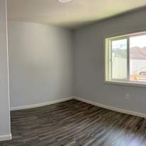 Ken's room