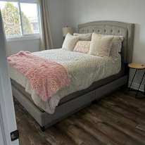 B's room