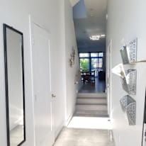Kuhu's room