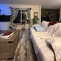 Leslie's room